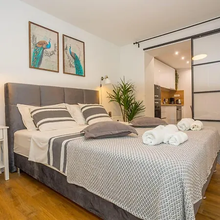 Radunizza Harmony - Charming In Oldtown Appartement Split