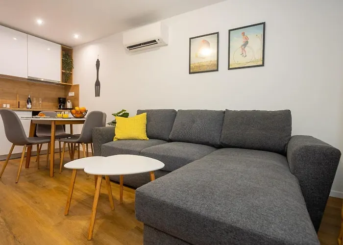 Radunizza Harmony شقة